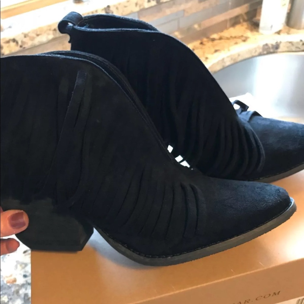 NEW in box Matisse Lambert Coconuts size 9